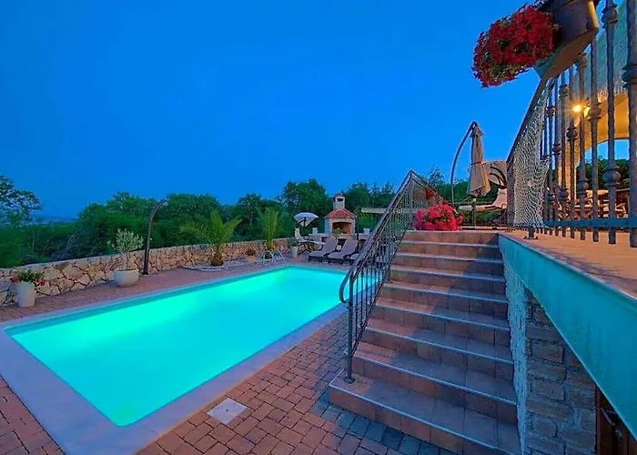 Maya Comfortable Holiday Residence
